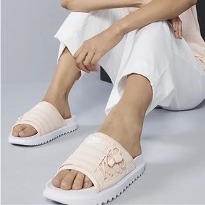 🔥Nike Women’s Asuna Slides *NEW*🔥
